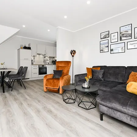 Im Haus Polmanns Deichperle * Carolinensiel