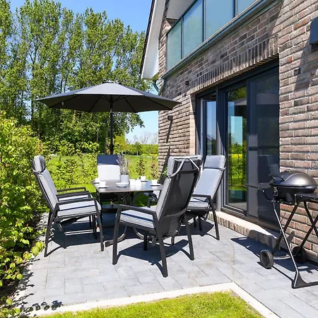 Im Haus Polmanns Deichperle * Carolinensiel